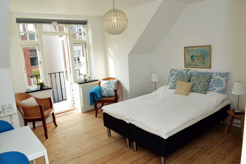 Sweethome Guesthouse エスビャール エクステリア 写真