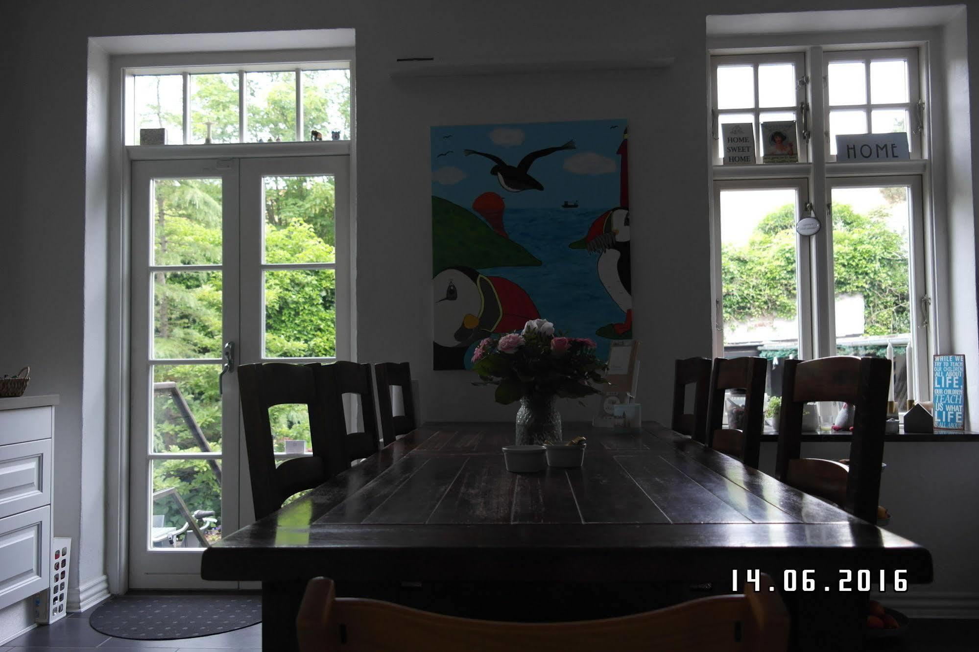 Sweethome Guesthouse エスビャール エクステリア 写真
