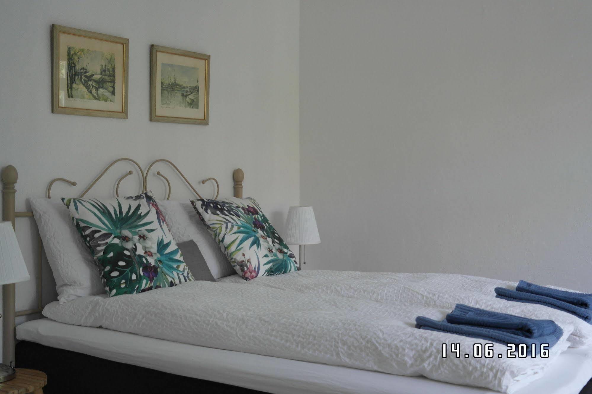 Sweethome Guesthouse エスビャール エクステリア 写真